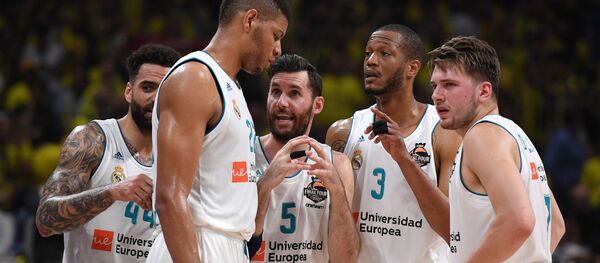 Баскетболисты мадридского Реала - Sputnik Латвия