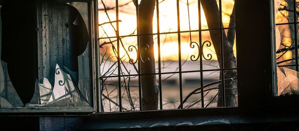 Разбитое окно - Sputnik Латвия