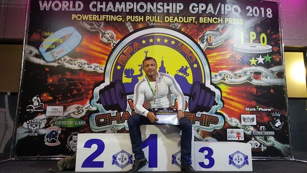Чемпион мира по жиму штанги лежа в категории ветеранов Павел Григорьев - Sputnik Латвия