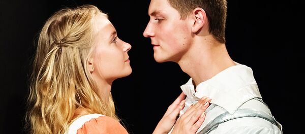 Екатерина Прокопец в образе Джульетты в спектакле, который покажут в рамках фестиваля Stanislavsky.lv Екатерина Прокопец в образе Джульетты в спектакле, который покажут в рамках фестиваля Stanislavsky.lv - Sputnik Латвия