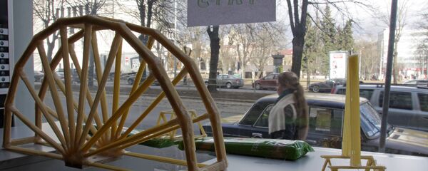 Строительство мостов из спагетти Строительство мостов из спагетти - Sputnik Латвия