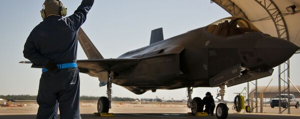 Истребитель F-35 Истребитель F-35 - Sputnik Latvija