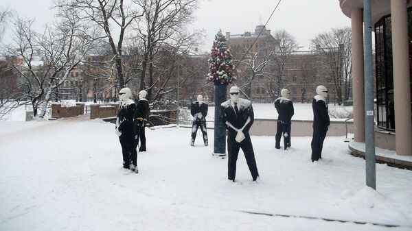 Розы, золотые шары и праздник для бедных детей: из истории латвийских елок - Sputnik Латвия