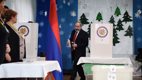 Парламентские выборы в Армении - Sputnik Latvija