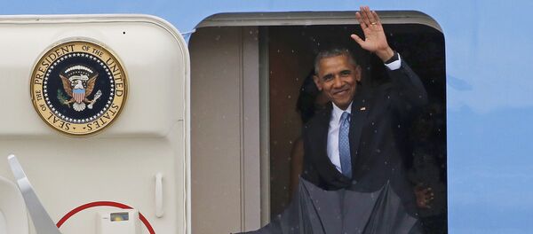 Президент США Барак Обама в аэропорту Гаваны - Sputnik Латвия