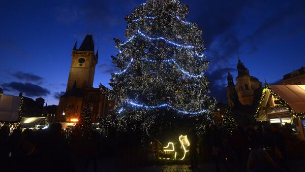 Рождественская ель в Праге - Sputnik Латвия