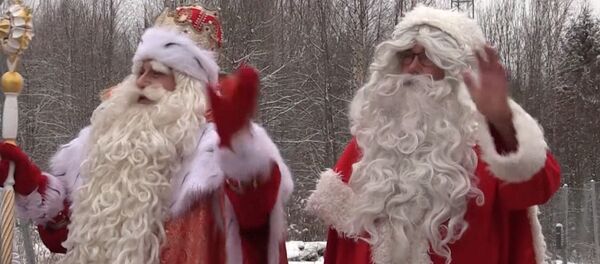 Дед Мороз и Йоулупукки: теплая встреча - Sputnik Латвия