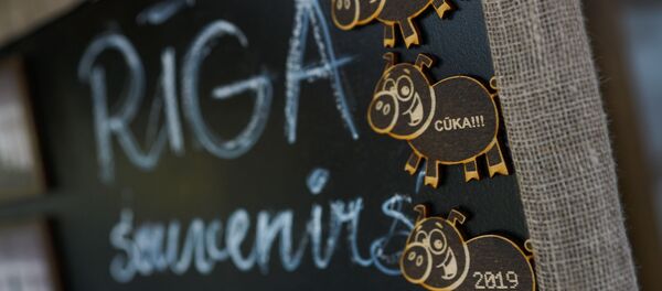 Рождественский рынок на Домской площади в Риге - Sputnik Латвия