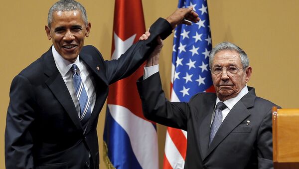 Барак Обама и Рауль Кастро по окончании пресс-конференции в Гаване - Sputnik Латвия