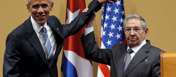 Барак Обама и Рауль Кастро по окончании пресс-конференции в Гаване - Sputnik Латвия