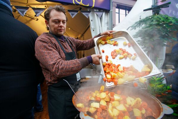 Фестиваль уличной еды Riga Street Food Festival - Sputnik Латвия