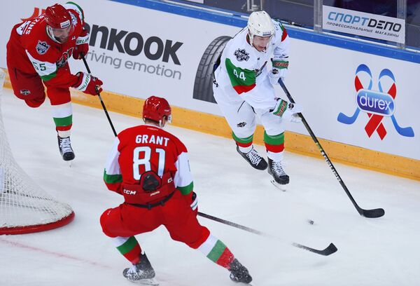 Матч звезд КХЛ выиграла команда главного тренера сборной Латвии - Sputnik Латвия
