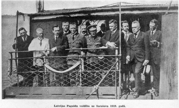 Книга рекордов кабмина Латвии: длительность, молодость, нелатышскость и ударные - Sputnik Латвия