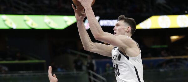 Латвийский форвард Бруклин Нетс Родион Куруц - Sputnik Латвия