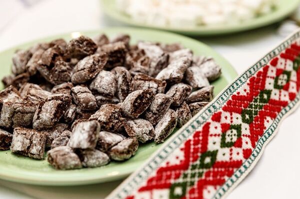 Туристическая выставка в Риге: уроки латгальского и путь угря Туристическая выставка в Риге: уроки латгальского и путь угря - Sputnik Латвия