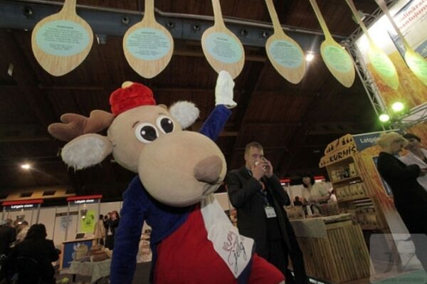 Туристическая выставка в Риге: уроки латгальского и путь угря Туристическая выставка в Риге: уроки латгальского и путь угря - Sputnik Латвия