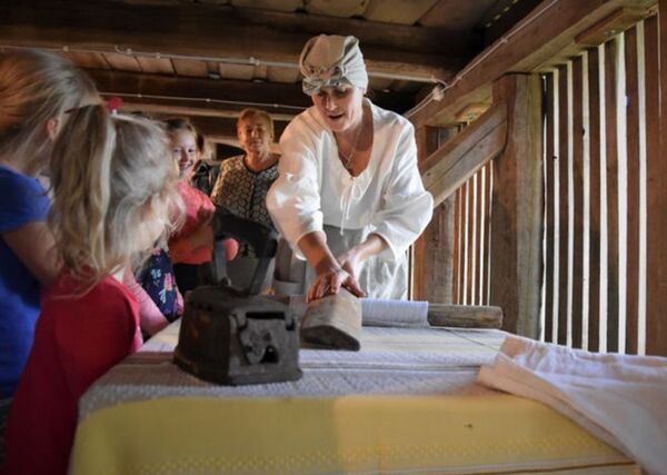 Туристическая выставка в Риге: уроки латгальского и путь угря Туристическая выставка в Риге: уроки латгальского и путь угря - Sputnik Латвия