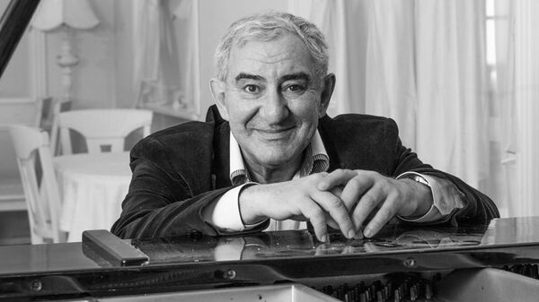 Дни Казиника в Риге подходят к концу: остался гала-концерт - Sputnik Латвия