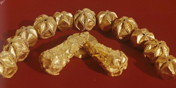 Золото Бактрии: что неизвестно об уникальной находке Золото Бактрии: что неизвестно об уникальной находке - Sputnik Латвия