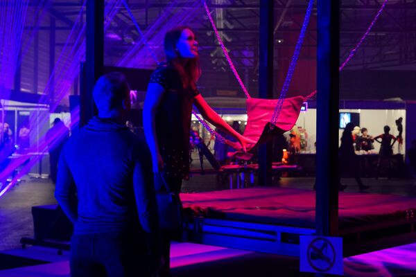 Любовь похожая на ART: EROTS-2019 – осмысленный и щадящий - Sputnik Латвия