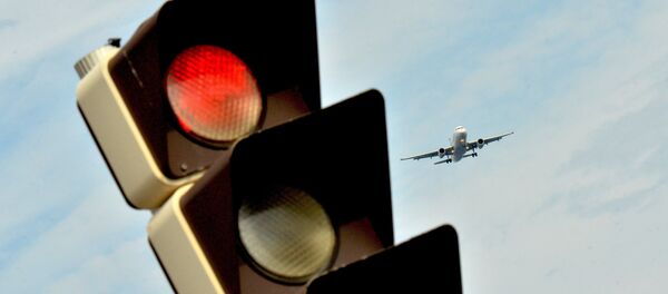 Lidmašīna. Foto no arhīva Lidmašīna. Foto no arhīva - Sputnik Latvija