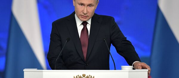Президент РФ Владимир Путин выступает с ежегодным посланием Федеральному собранию Президент РФ Владимир Путин выступает с ежегодным посланием Федеральному собранию - Sputnik Latvija