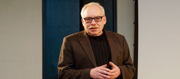 Григорий Зубарев на Народной площади - Sputnik Латвия