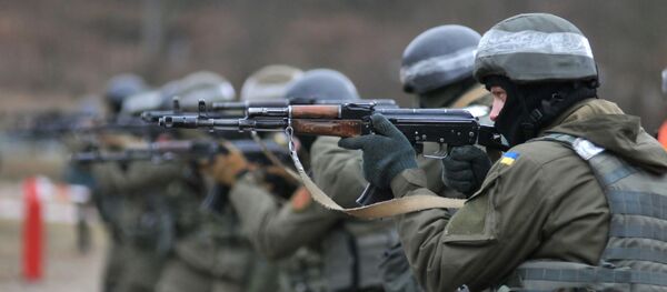 Подготовка пехоты Нацгвардии Украины по методике НАТО Подготовка пехоты Нацгвардии Украины по методике НАТО - Sputnik Latvija