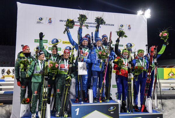 Россияне выиграли золото чемпионата Европы, Расторгуев и Бендика – седьмые - Sputnik Латвия