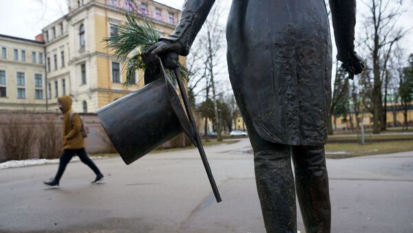 Памятник Александру Пушкину в Риге - Sputnik Латвия