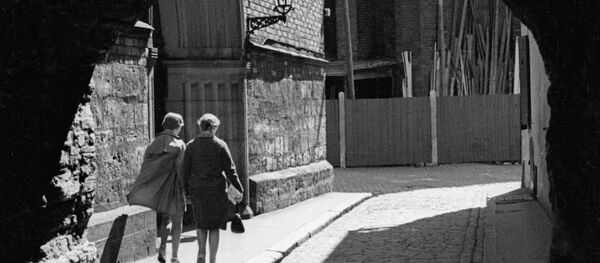 Рижанки в Старом городе, 1971 год - Sputnik Латвия