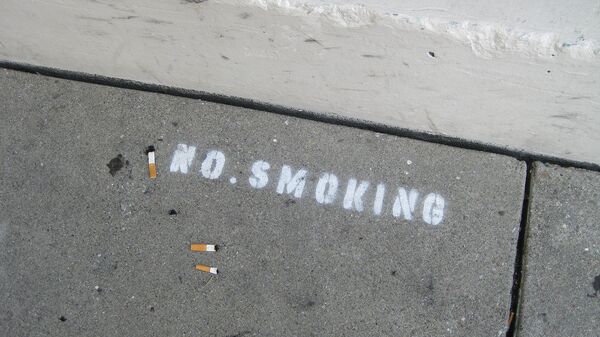 Надпись Не курить - Sputnik Латвия