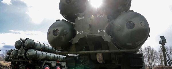 Новые расчеты С-400 заступили на первое боевое дежурство в Калининградской области Новые расчеты С-400 заступили на первое боевое дежурство в Калининградской области - Sputnik Latvija