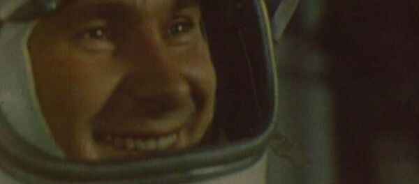 Алексей Леонов - первый человек в открытом космосе Алексей Леонов - первый человек в открытом космосе - Sputnik Латвия