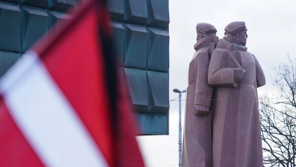 Памятник латышским стрелкам. - Sputnik Латвия