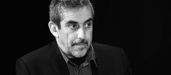 Линдерман о защите памятника Освободителям: русским Латвии есть что сказать националистам Линдерман о защите памятника Освободителям: русским Латвии есть что сказать националистам - Sputnik Латвия