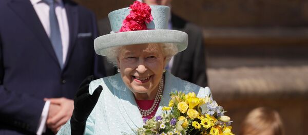 Королева Великобритании Елизавета II Королева Великобритании Елизавета II - Sputnik Латвия