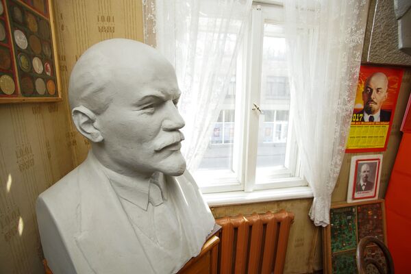 Ленин жил, Ленин жив, Ленин будет жить в Риге - Sputnik Латвия