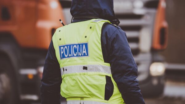 Policijas darbinieki. Foto no arhīva - Sputnik Latvija