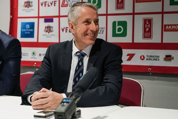 Сборная Латвии по хоккею обыграла Россию в контрольном матче - Sputnik Латвия