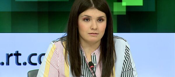 Откровенное признание стремившейся в ИГ* студентки - видео - Sputnik Латвия