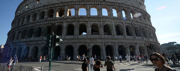 Амфитеатр Флавиев (Колизей) в Риме Амфитеатр Флавиев (Колизей) в Риме - Sputnik Latvija