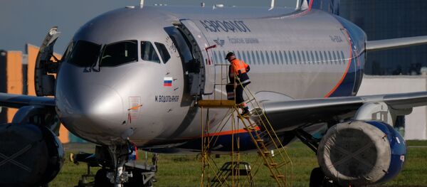 Sukhoi Superjet 100 Sukhoi Superjet 100 - Sputnik Латвия