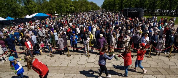 Юбилей в карантине: испортит ли коронавирус День Победы в Риге - Sputnik Латвия