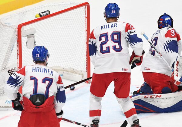 Без шансов: Россия обыграла Чехию на чемпионате мира по хоккею - Sputnik Латвия