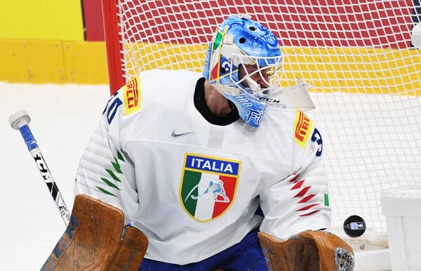 Россия громит бедных итальянцев, невероятные немцы обыграли хозяев ЧМ Россия громит бедных итальянцев, невероятные немцы обыграли хозяев ЧМ - Sputnik Латвия