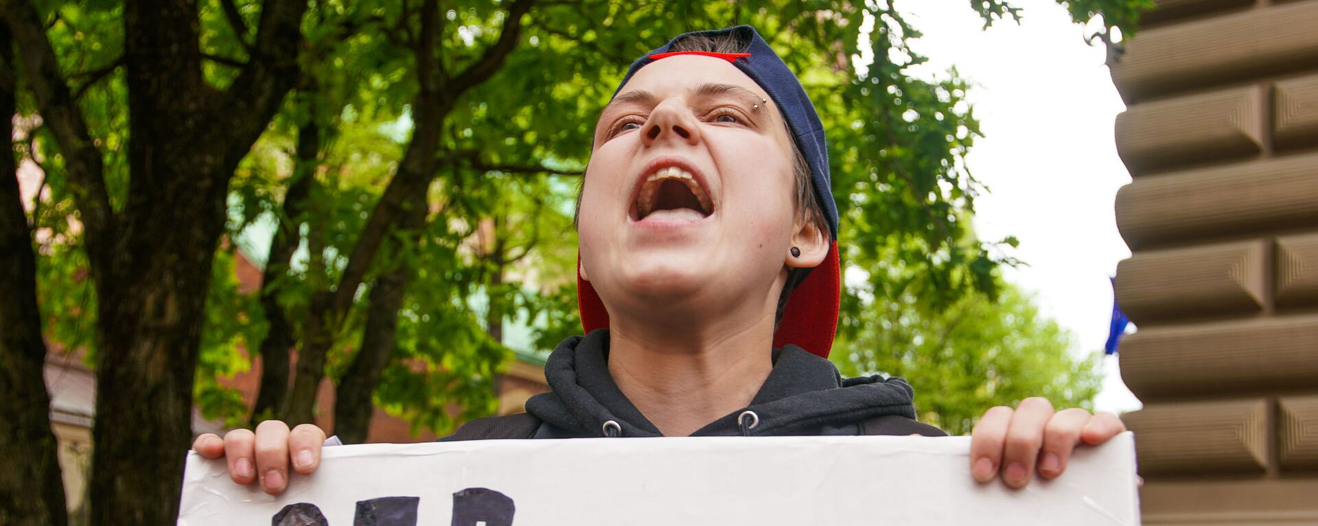  Пикет молодежной организации Протест за права представителей ЛГБТ - Sputnik Латвия, 1920, 18.05.2021