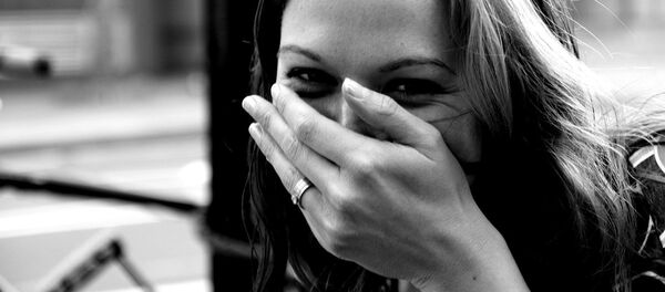 Смеющаяся девушка - Sputnik Латвия