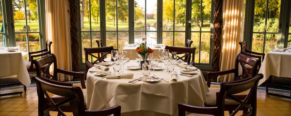 Обеденный стол в особняке - Sputnik Латвия