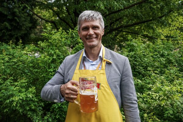 Пиво лучше водки, латвийское лучше немецкого: Рига гуляет на Latviabeerfest - Sputnik Латвия